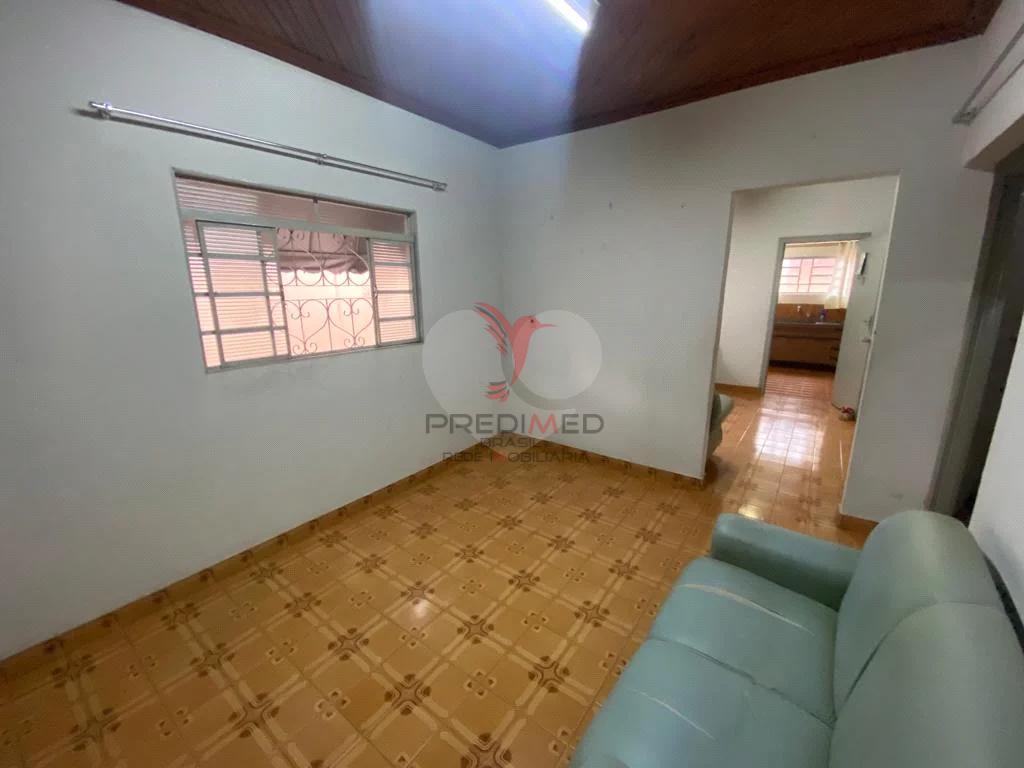 Casa à venda com 3 quartos, 139m² - Foto 2