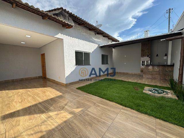 Casa à venda com 3 quartos, 78m² - Foto 2