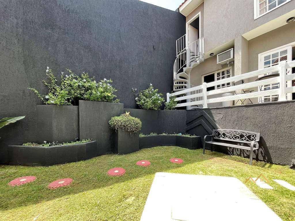 Casa de Condomínio à venda com 5 quartos, 285m² - Foto 32