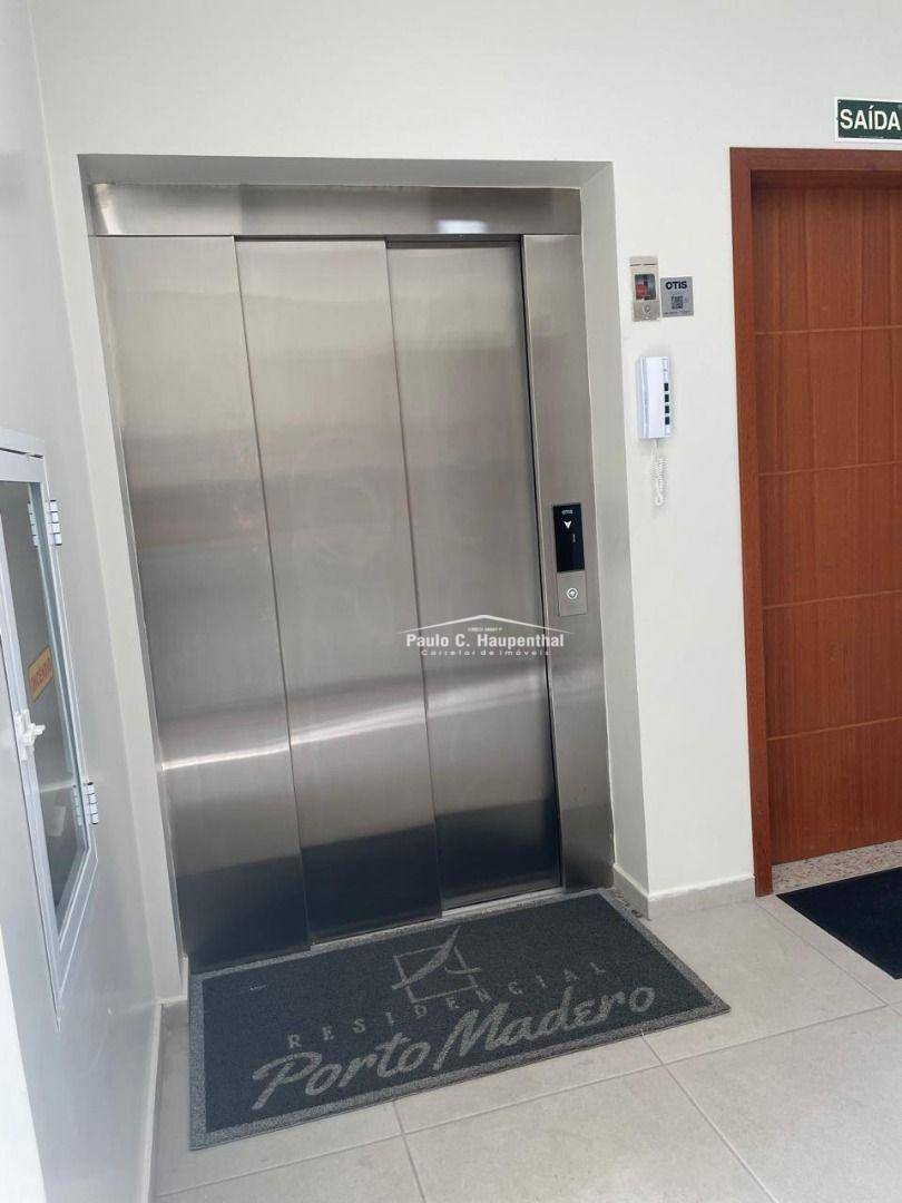Apartamento à venda com 2 quartos, 55m² - Foto 2