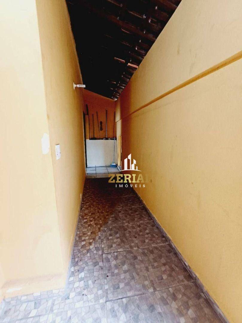 Casa à venda com 2 quartos, 160m² - Foto 11