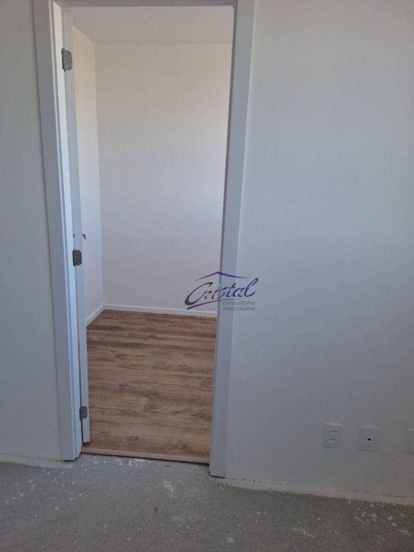 Apartamento à venda com 2 quartos, 38m² - Foto 2