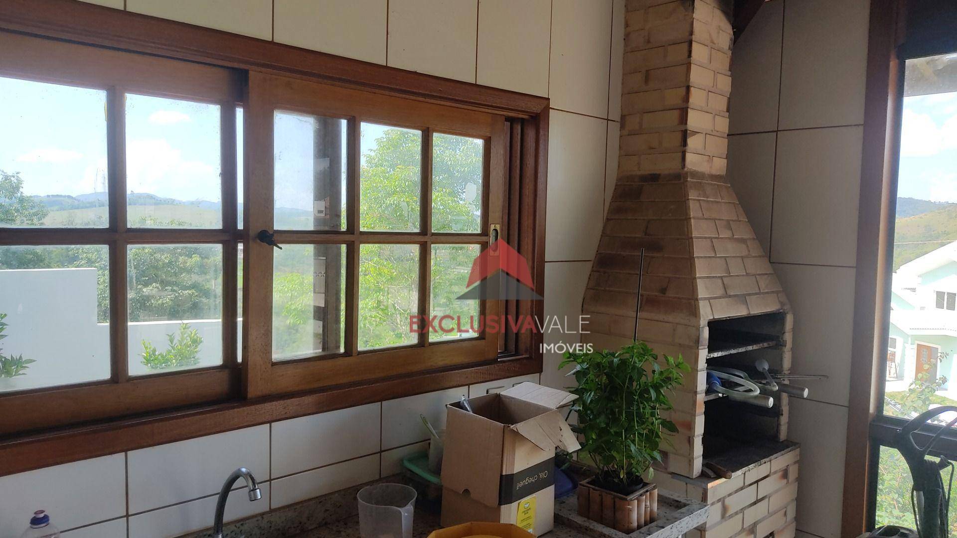 Casa de Condomínio à venda com 4 quartos, 230m² - Foto 15