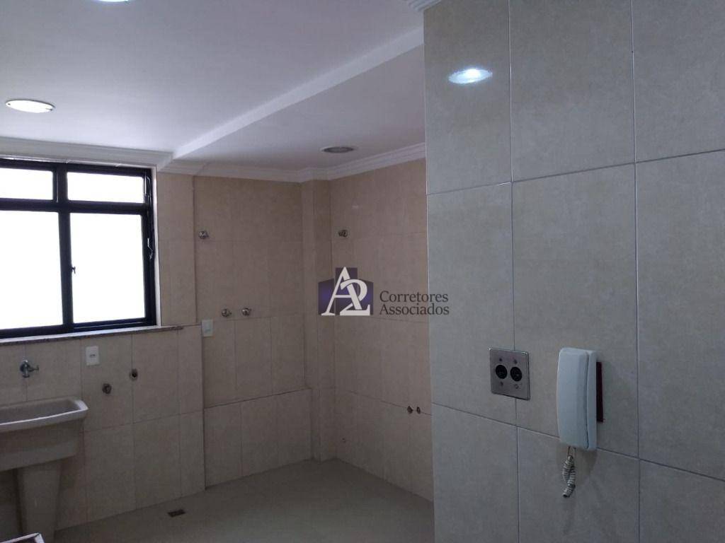 Apartamento à venda com 3 quartos, 110m² - Foto 19