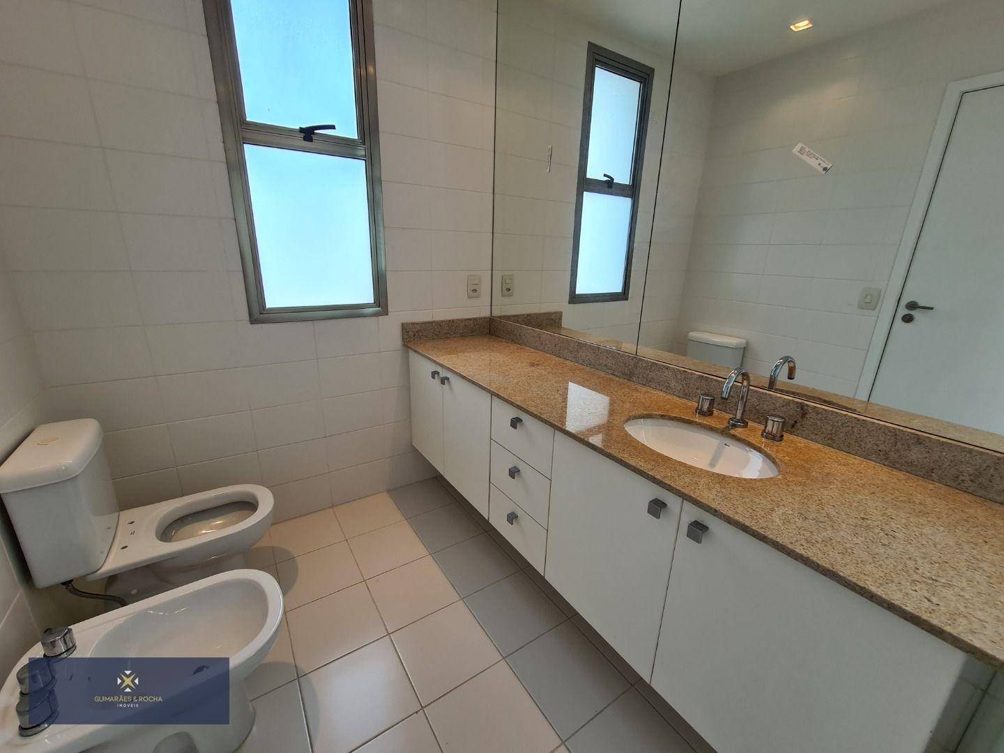 Apartamento à venda com 4 quartos, 287m² - Foto 18