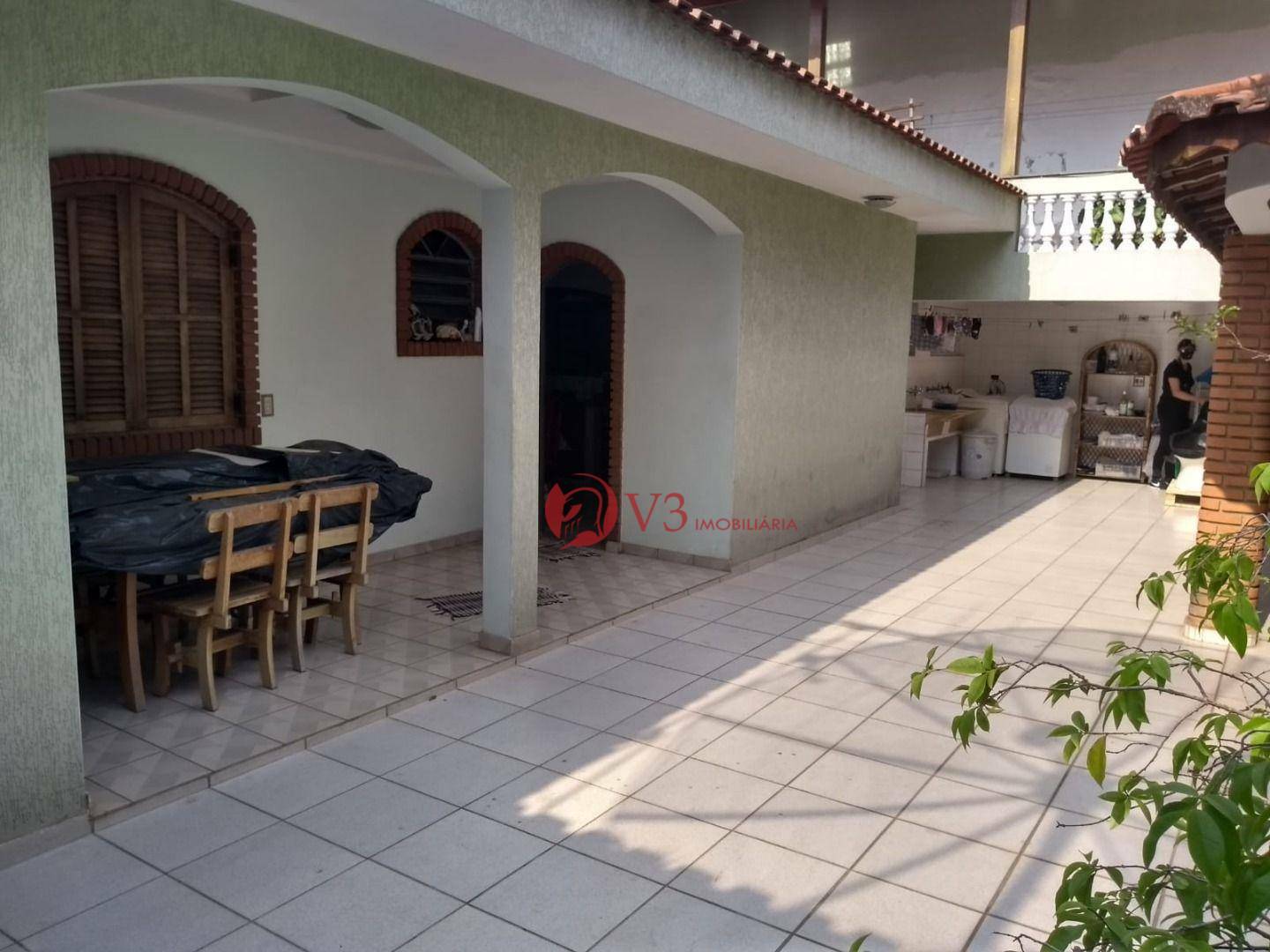 Sobrado à venda com 3 quartos, 250m² - Foto 5