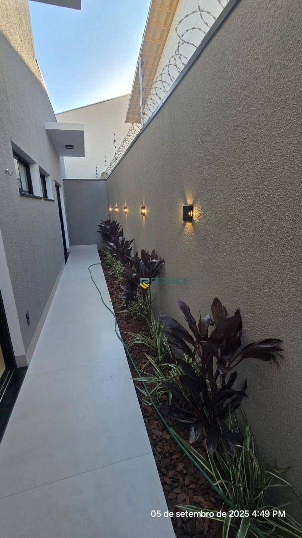 Casa, 3 quartos, 141 m² - Foto 3