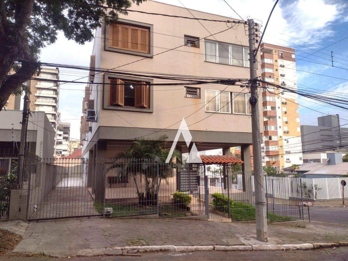 Apartamento à venda com 1 quarto, 45m² - Foto 2