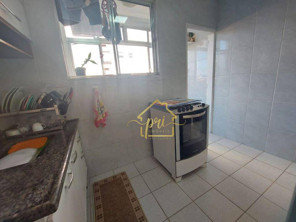 Apartamento à venda com 2 quartos, 70m² - Foto 10