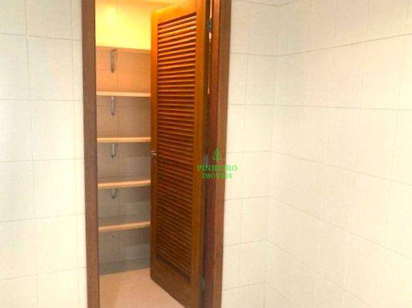 Apartamento à venda com 3 quartos, 124m² - Foto 13