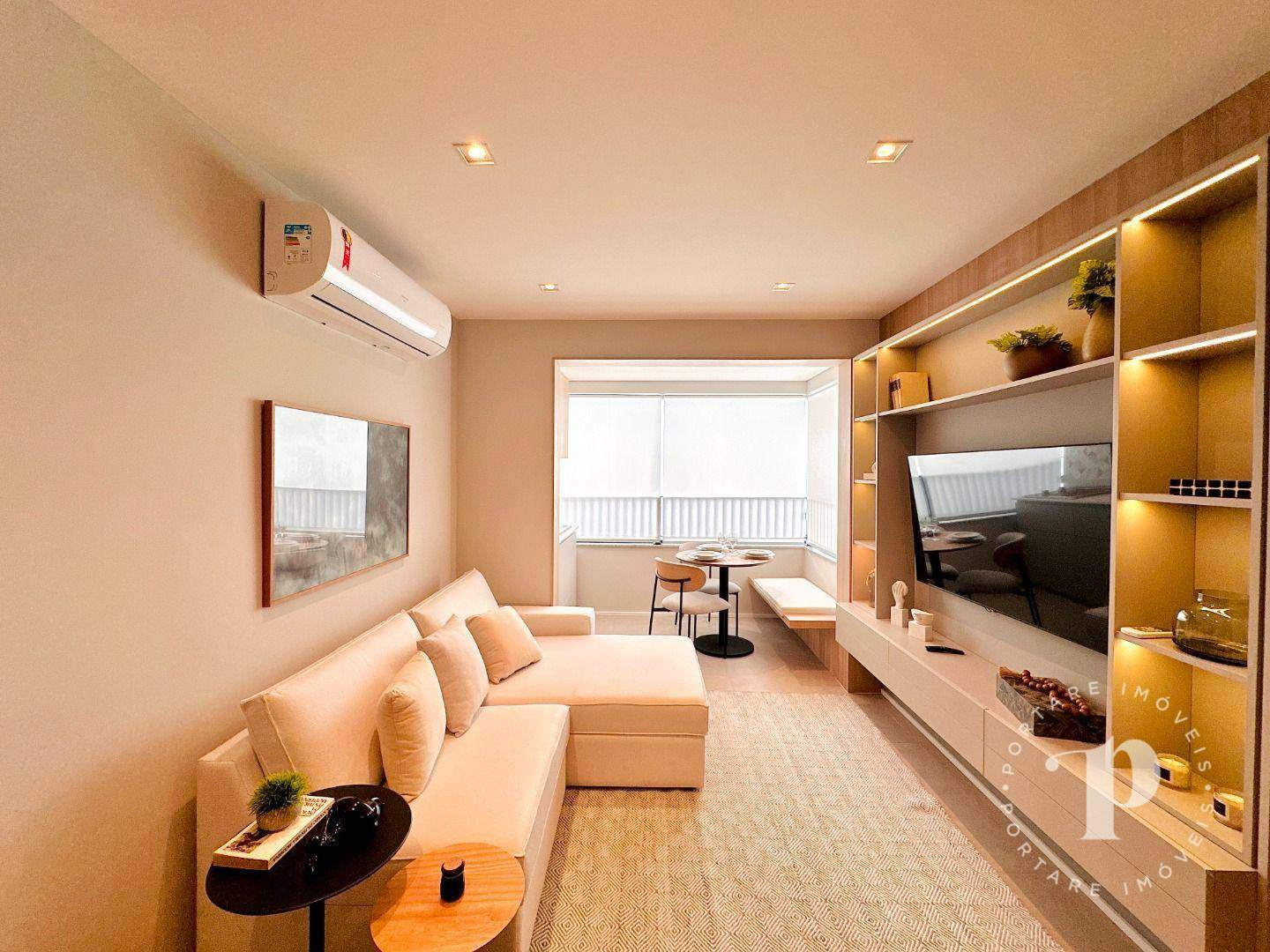 Apartamento à venda com 3 quartos, 92m² - Foto 2