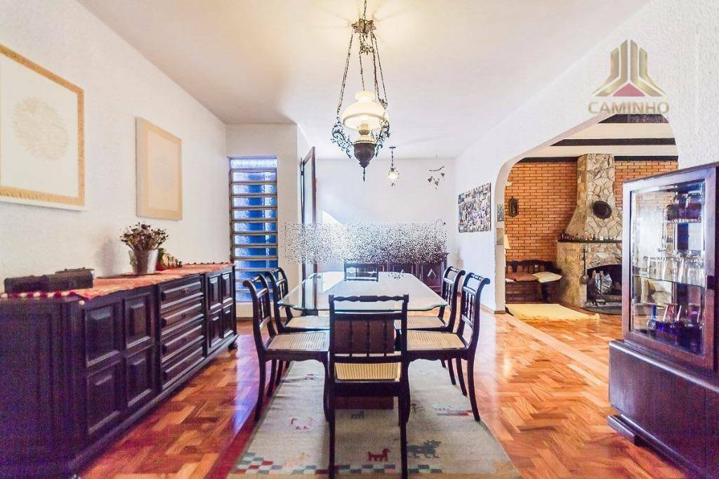 Casa à venda com 3 quartos, 250m² - Foto 9