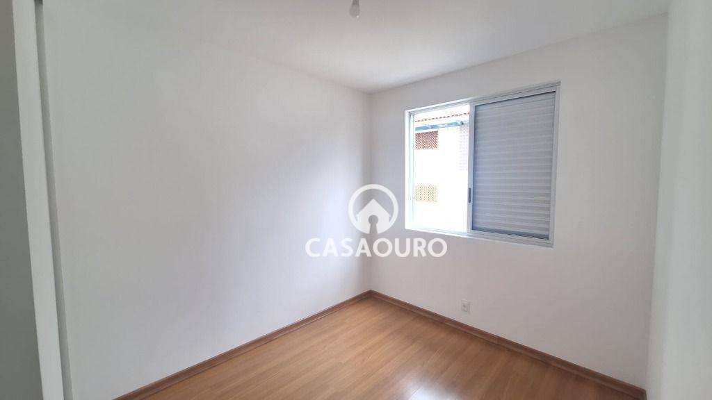 Apartamento à venda com 2 quartos, 68m² - Foto 5