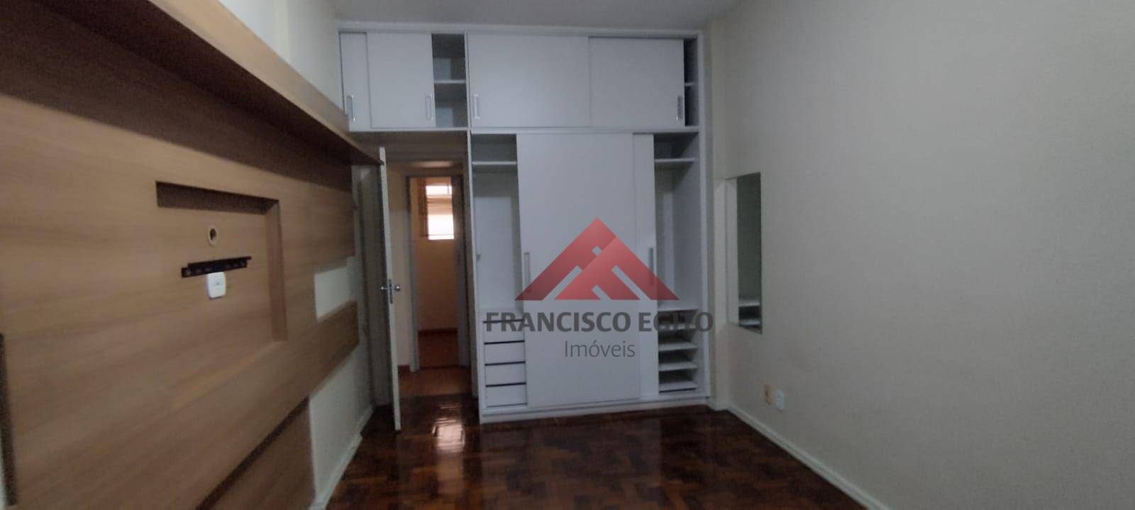 Apartamento à venda com 2 quartos, 70m² - Foto 12