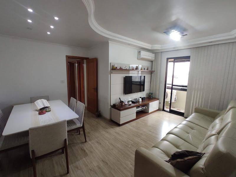 Apartamento à venda com 3 quartos, 100m² - Foto 1