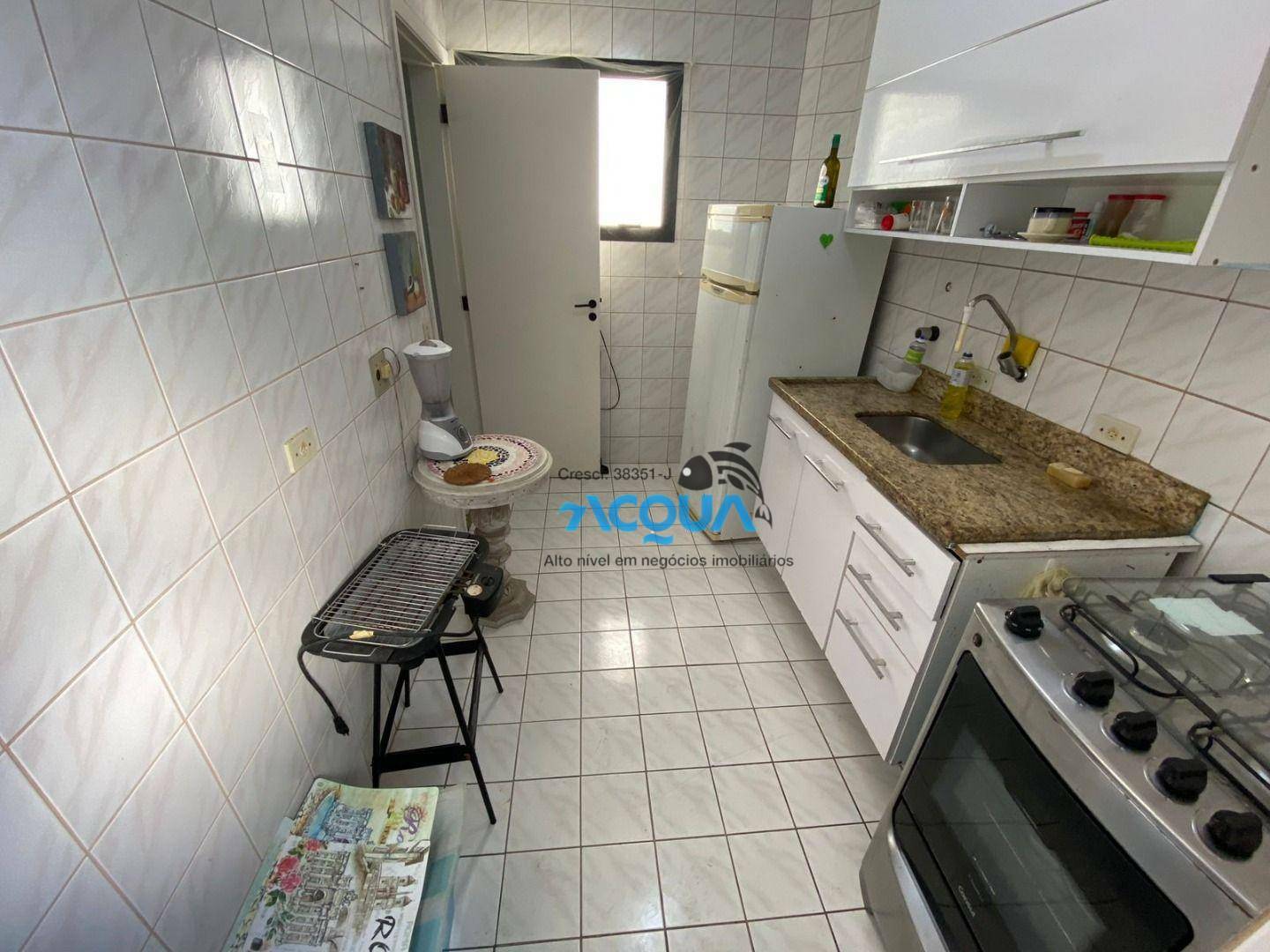 Apartamento à venda com 2 quartos, 70m² - Foto 5