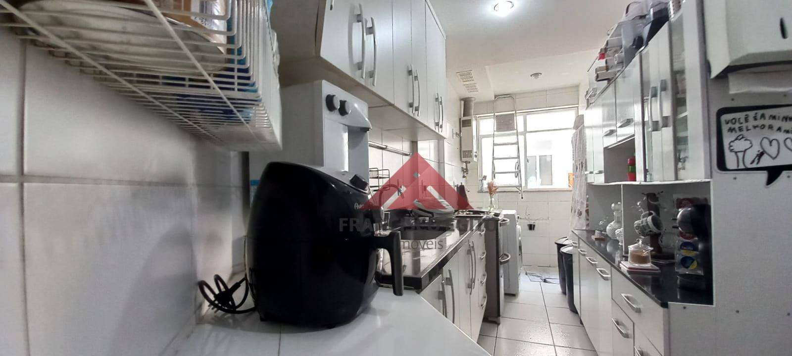 Apartamento à venda com 3 quartos, 101m² - Foto 19