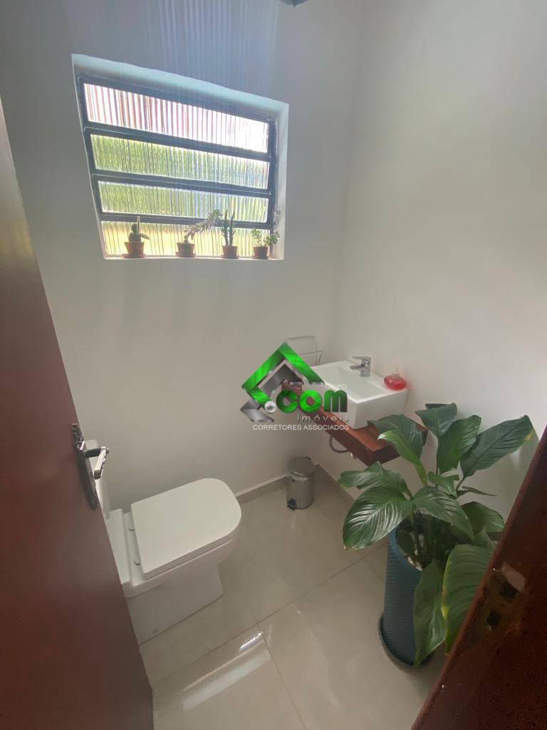 Chácara à venda com 4 quartos, 248m² - Foto 26