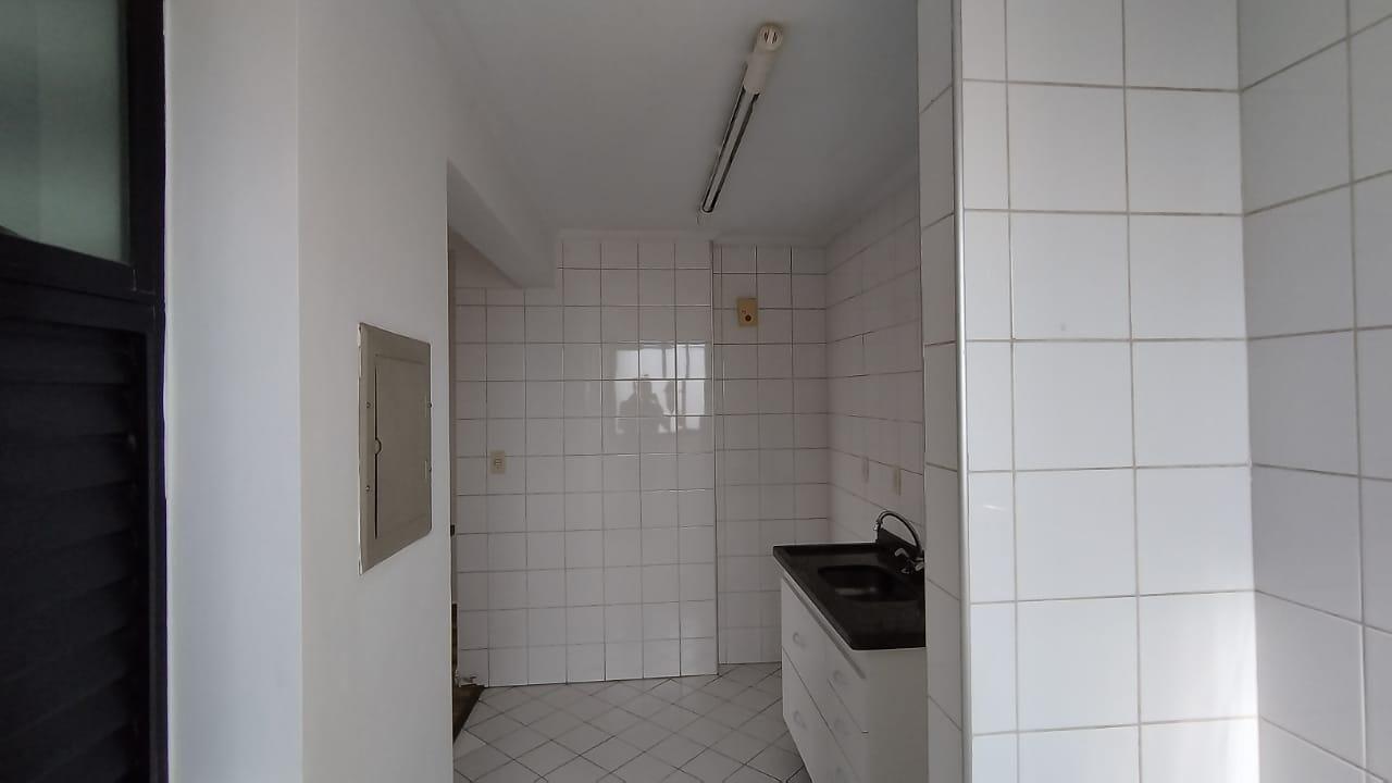 Apartamento à venda com 3 quartos, 60m² - Foto 24