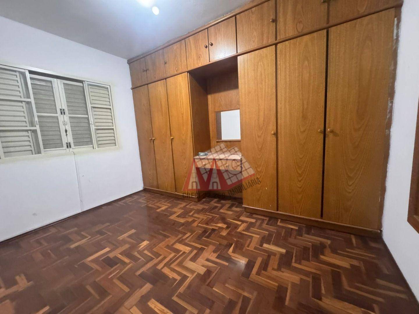 Casa, 3 quartos, 200 m² - Foto 2