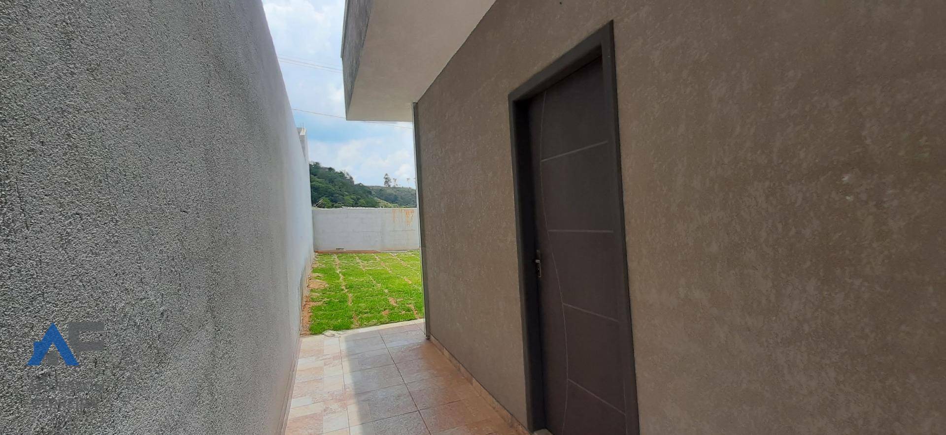 Casa à venda com 2 quartos, 94m² - Foto 5