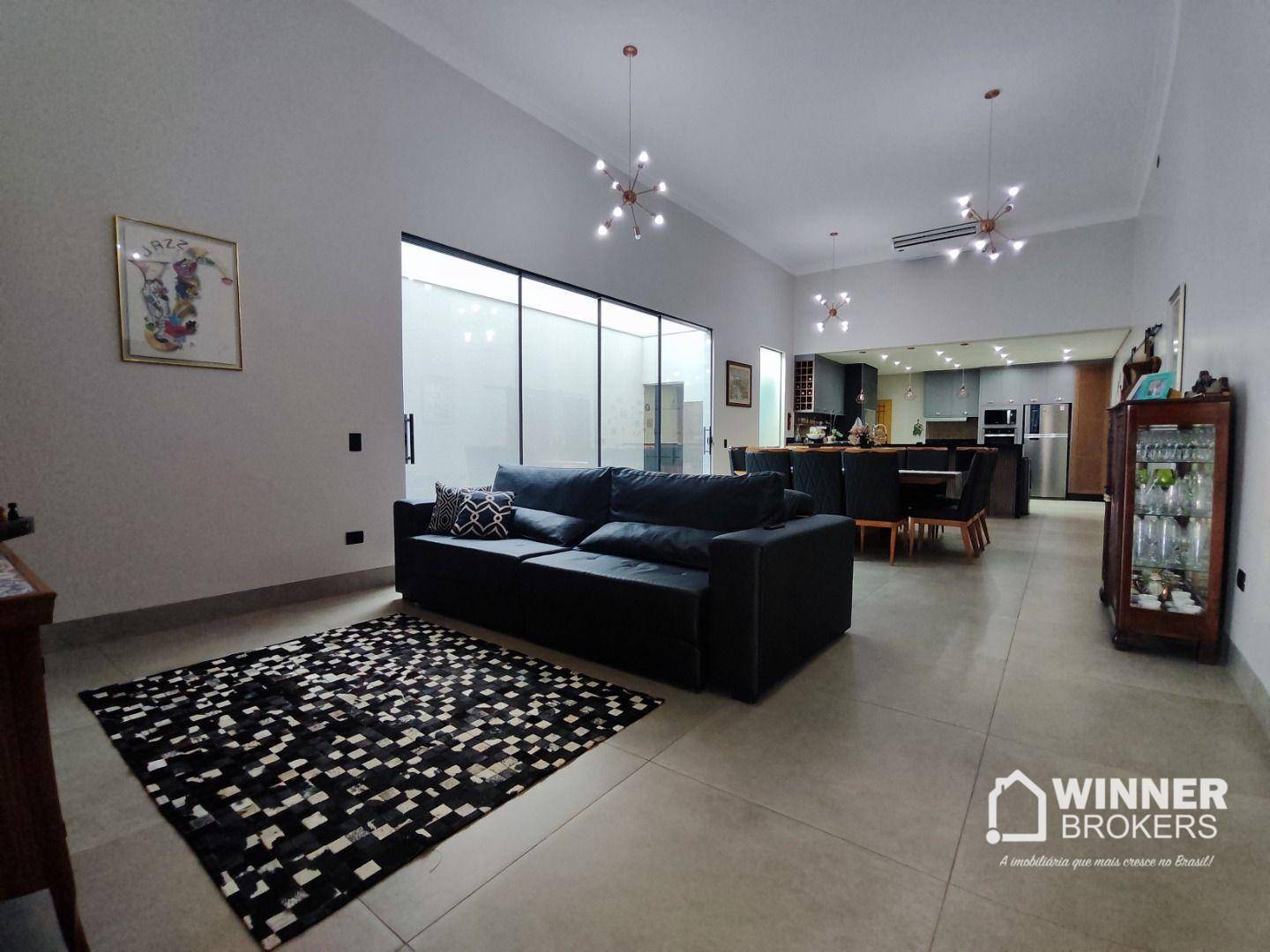 Casa, 3 quartos, 202 m² - Foto 4