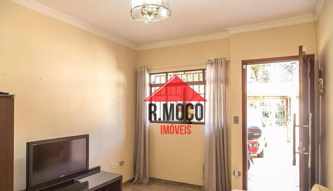 Sobrado à venda com 3 quartos, 93m² - Foto 1