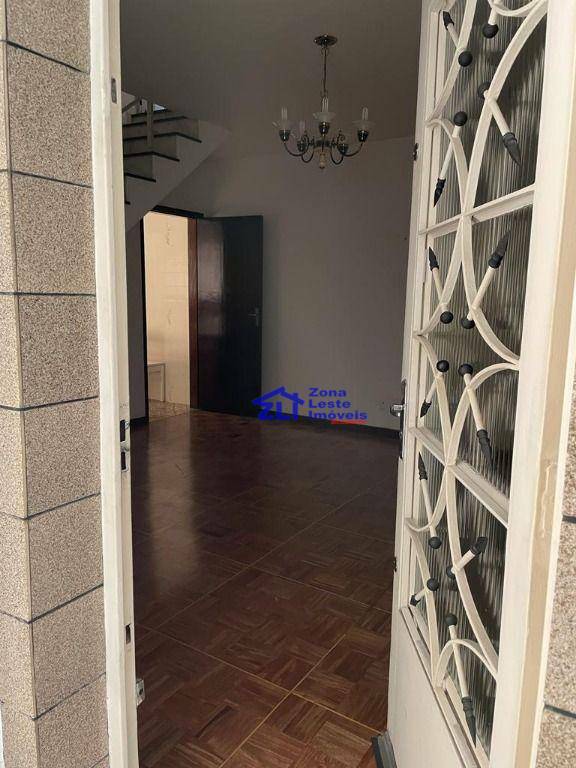 Sobrado à venda com 3 quartos, 138m² - Foto 3