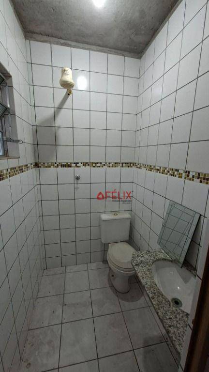 Casa para alugar com 2 quartos, 130m² - Foto 10