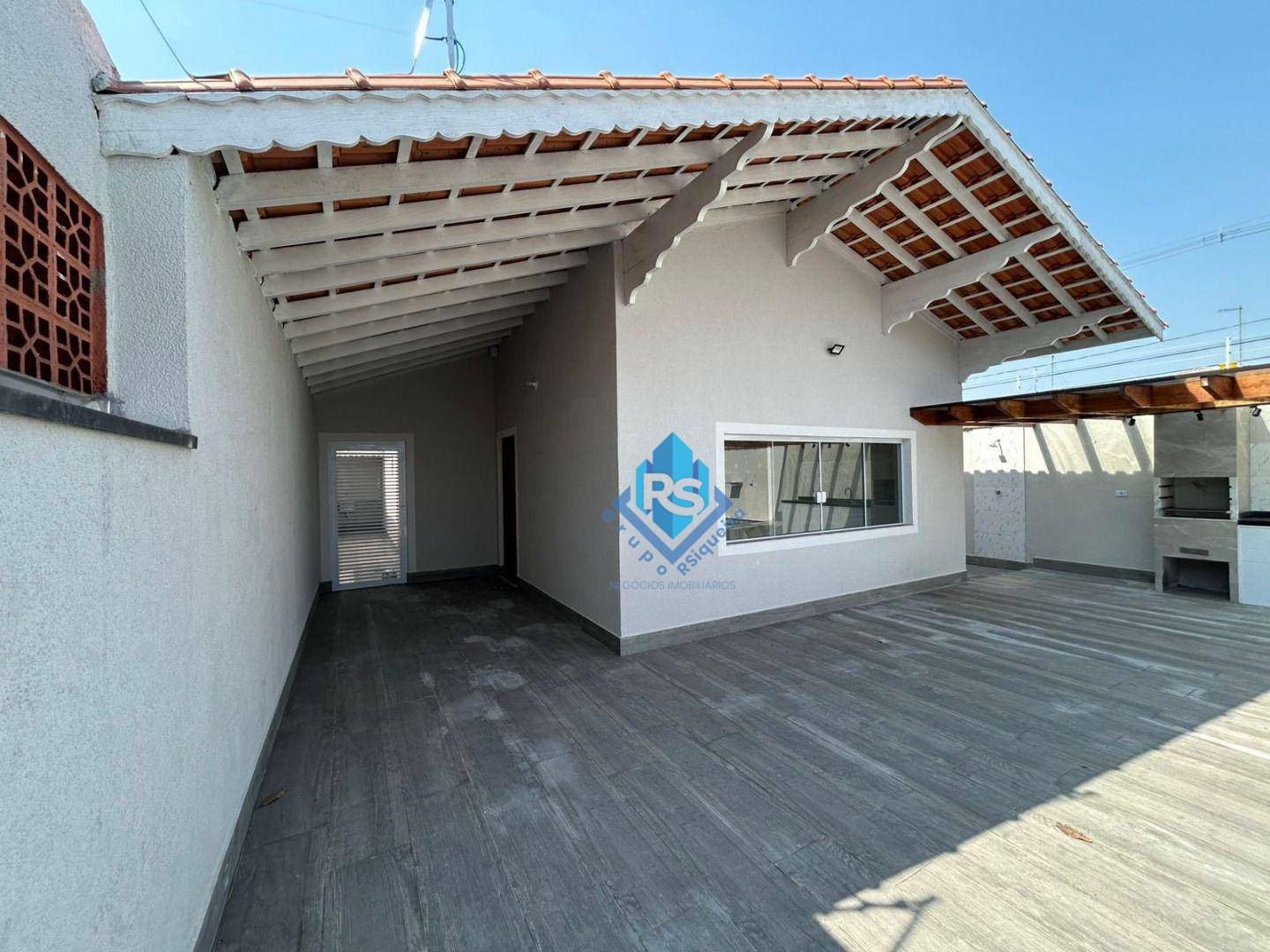 Casa à venda com 3 quartos, 211m² - Foto 4