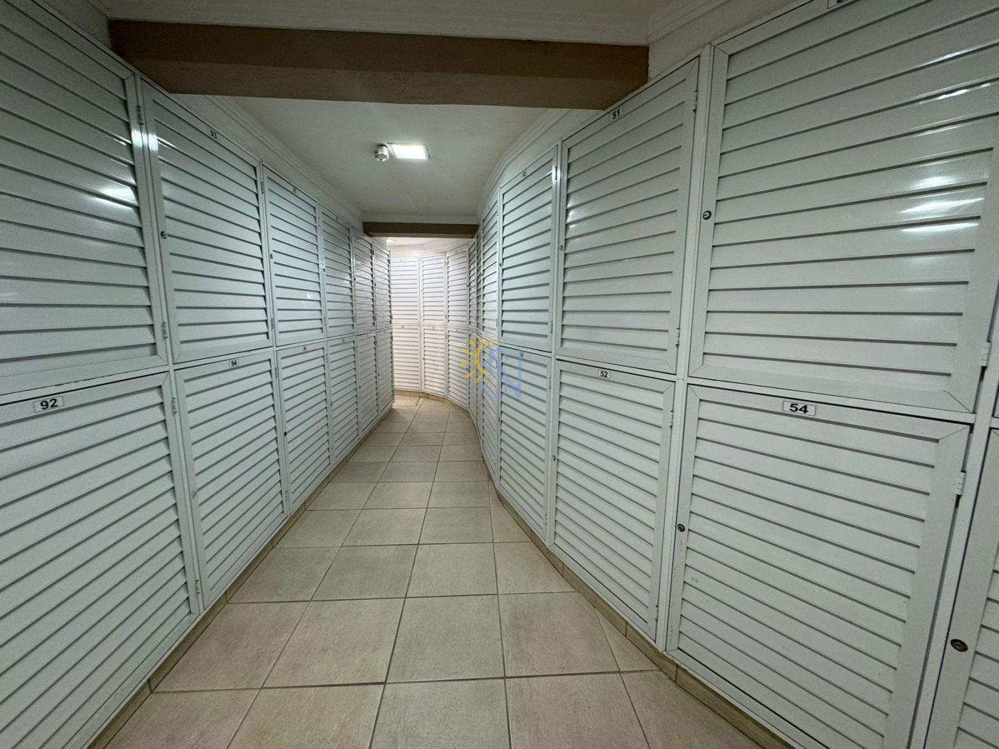 Apartamento à venda com 2 quartos, 65m² - Foto 11