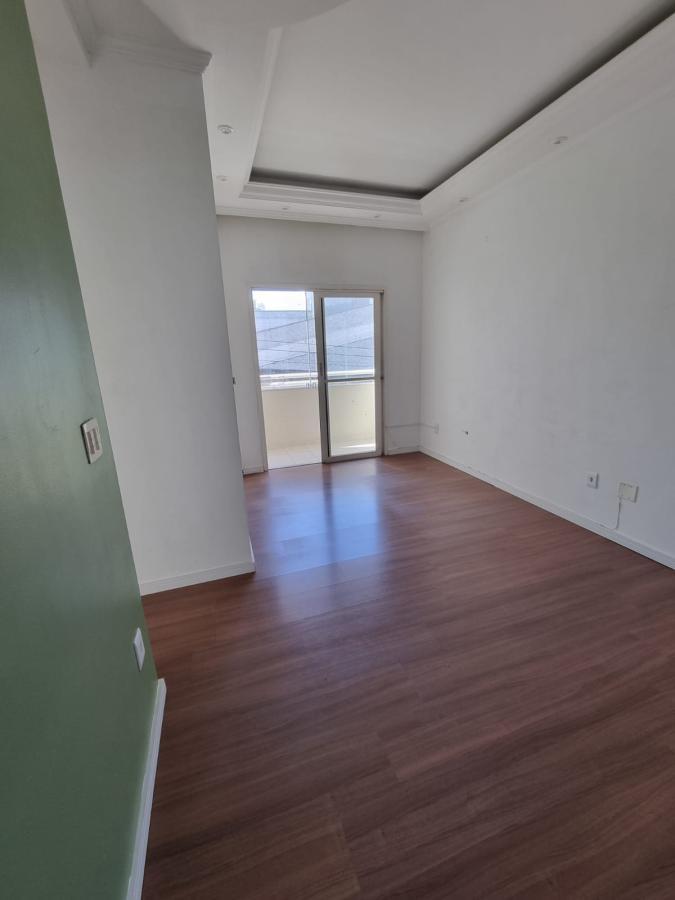 Apartamento à venda com 2 quartos, 50m² - Foto 2