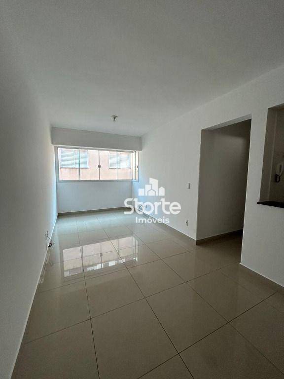 Apartamento à venda com 2 quartos, 54m² - Foto 1