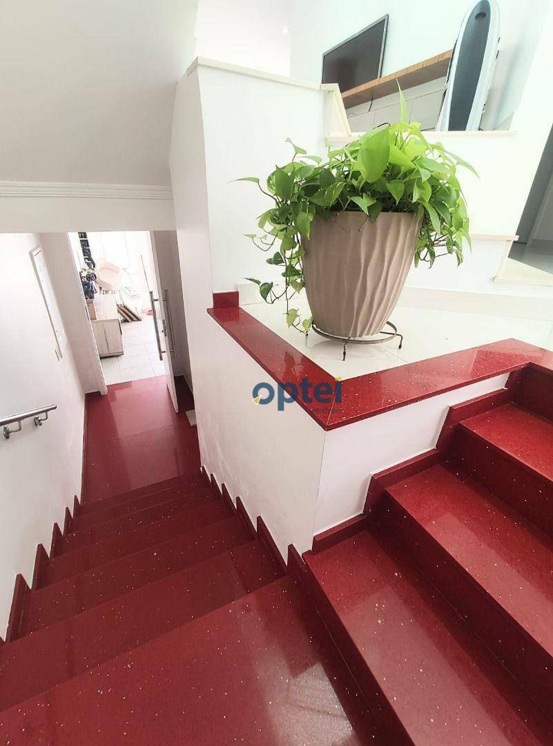 Sobrado à venda e aluguel com 3 quartos, 404m² - Foto 12