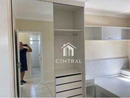 Apartamento à venda com 2 quartos, 60m² - Foto 2