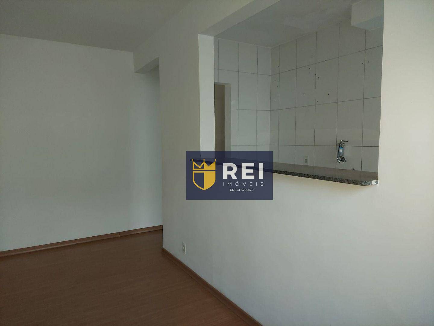 Apartamento à venda com 2 quartos, 50m² - Foto 3