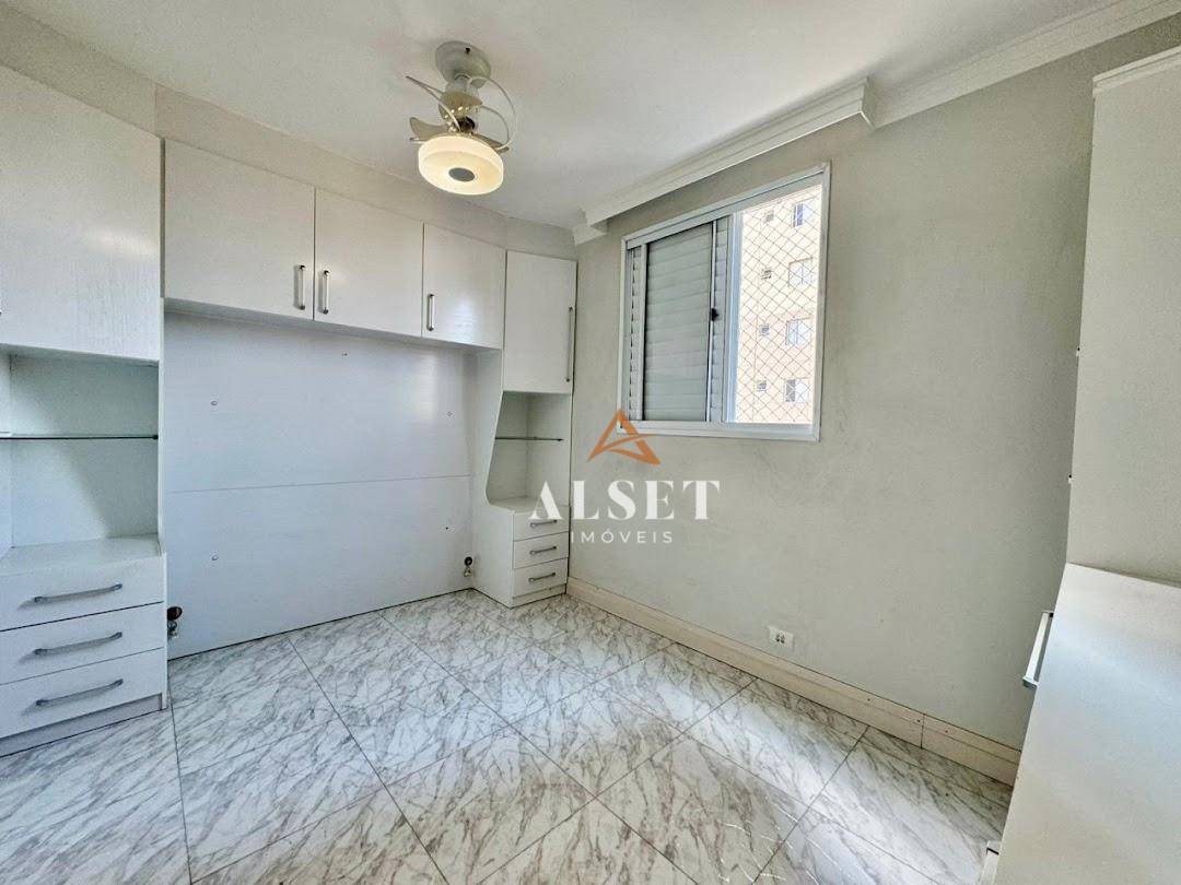 Apartamento à venda com 2 quartos, 70m² - Foto 6