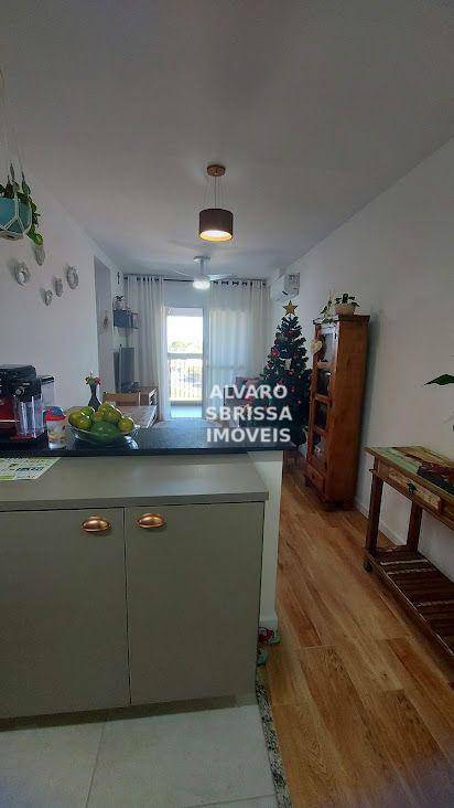 Apartamento à venda com 2 quartos, 65m² - Foto 18