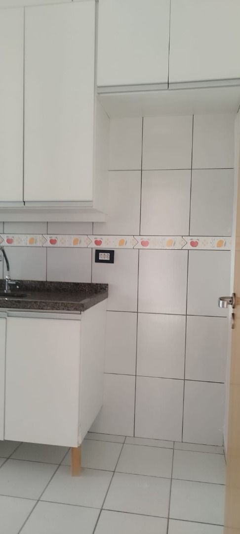 Apartamento para alugar com 2 quartos, 45m² - Foto 5