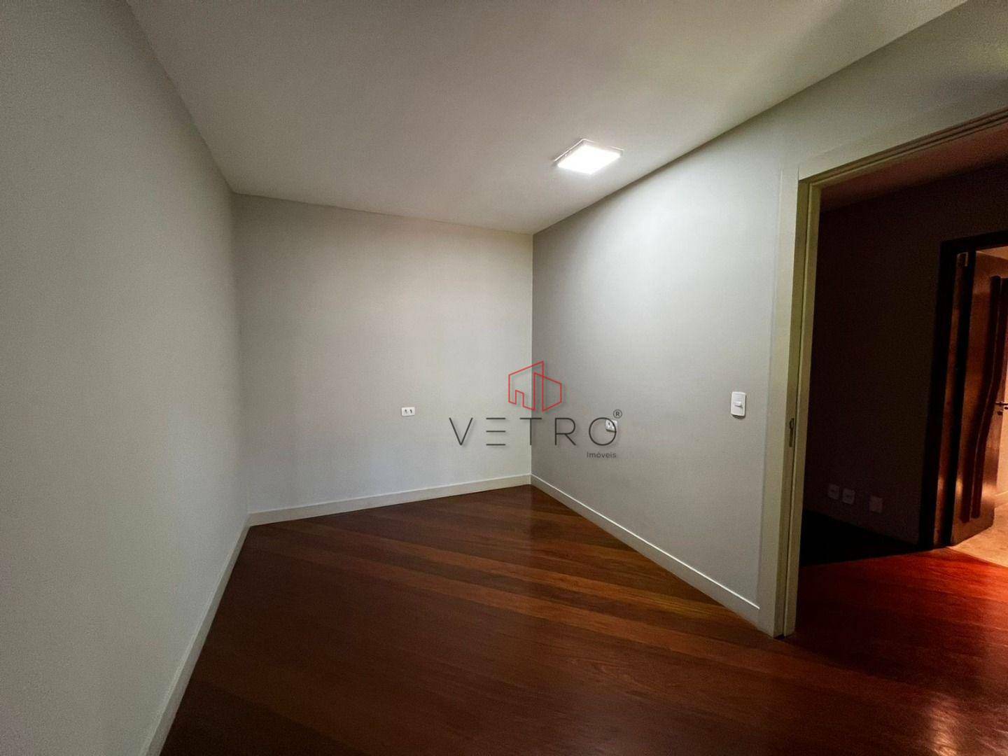 Casa à venda com 5 quartos, 550m² - Foto 8