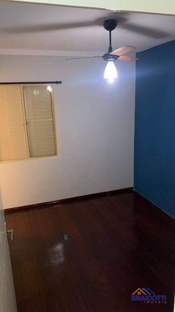 Apartamento à venda com 3 quartos, 90m² - Foto 4