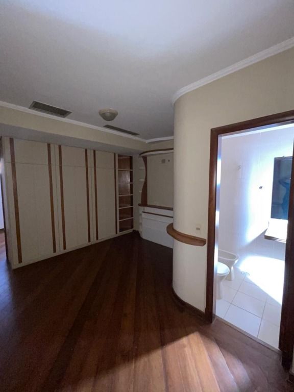 Apartamento à venda com 4 quartos, 340m² - Foto 13