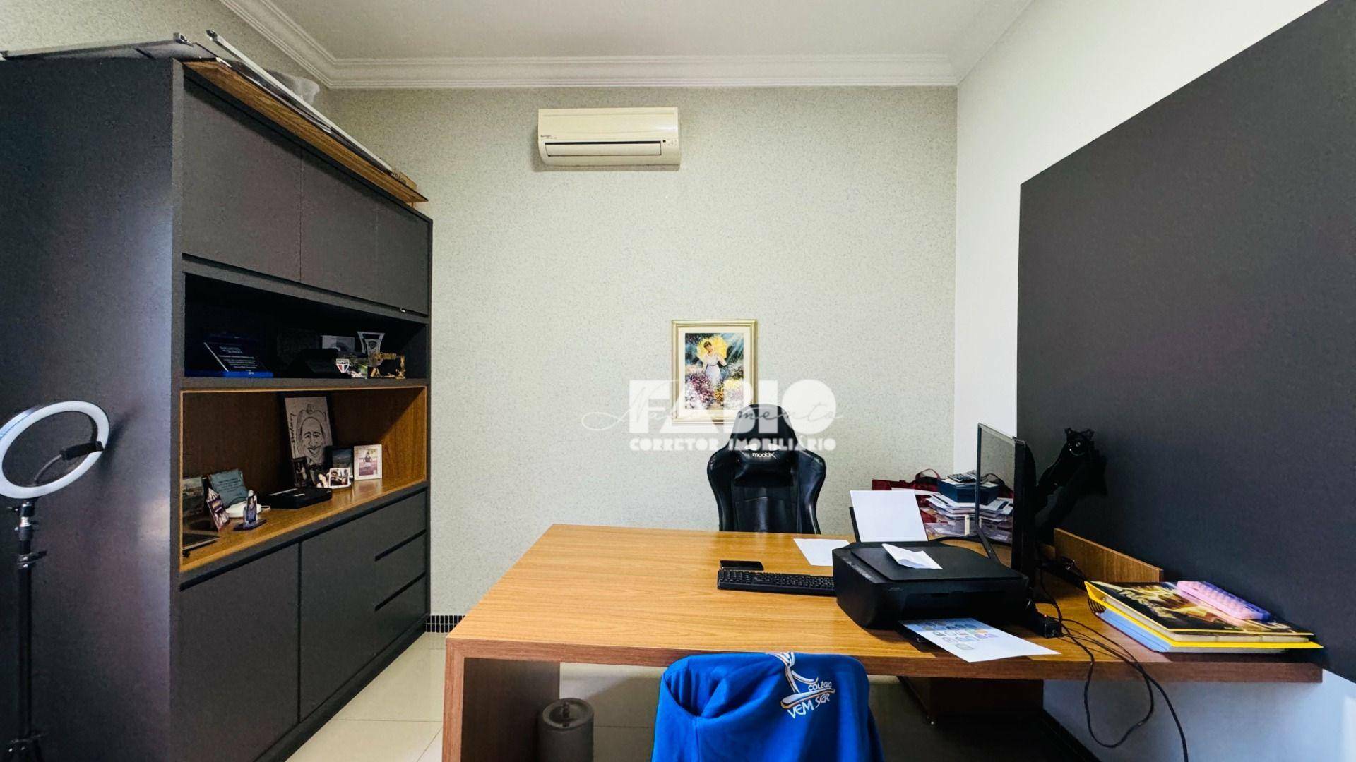 Casa de Condomínio à venda com 4 quartos, 311m² - Foto 10