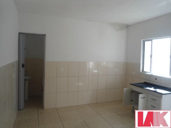 Casa para alugar com 1 quarto, 32m² - Foto 10