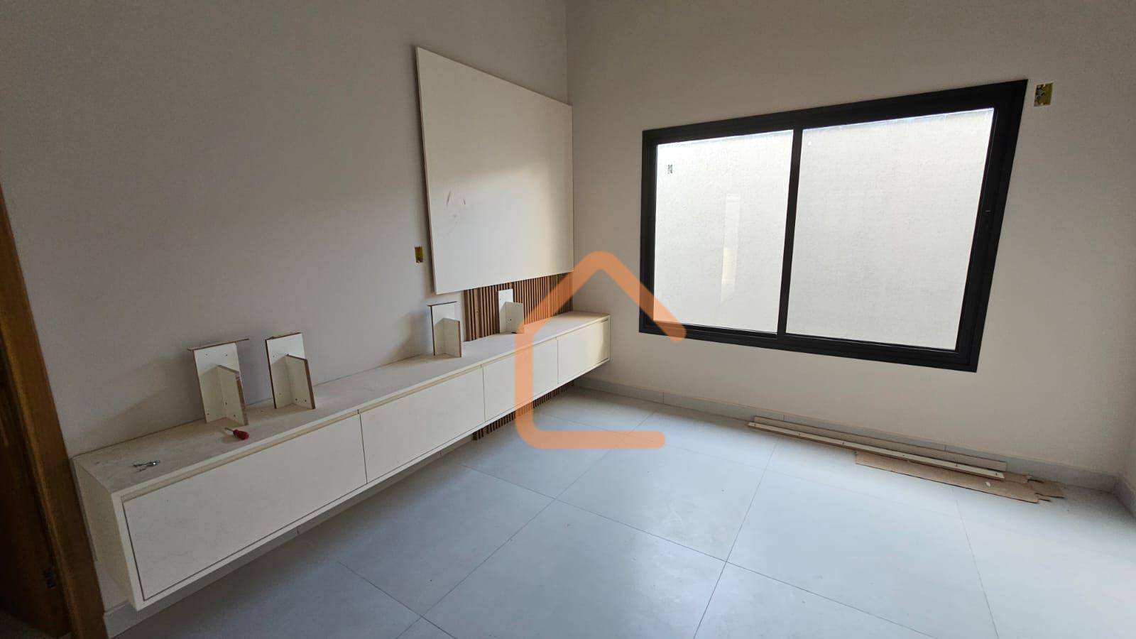 Casa à venda com 3 quartos, 182m² - Foto 3