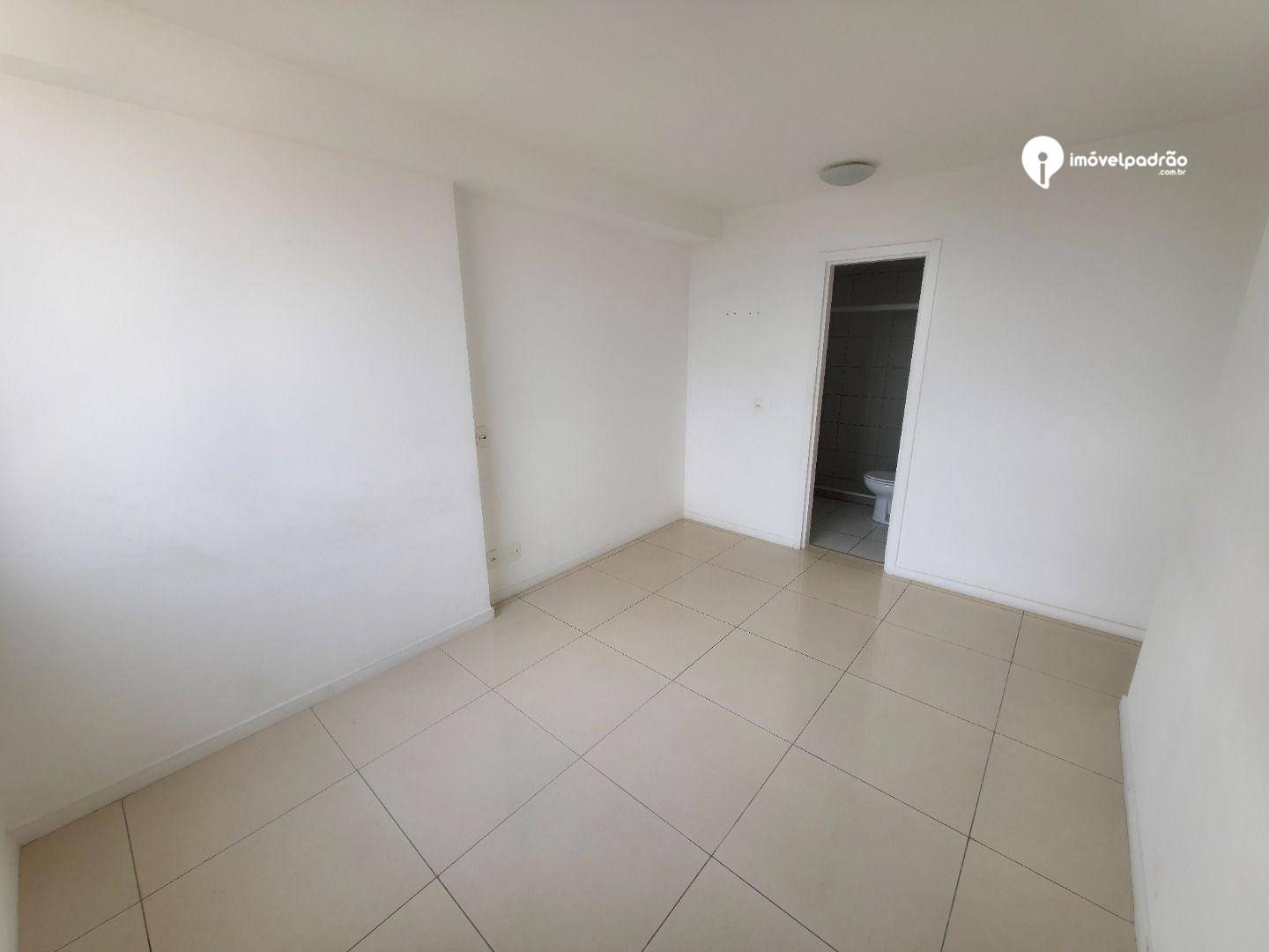 Apartamento para alugar com 4 quartos, 106m² - Foto 41