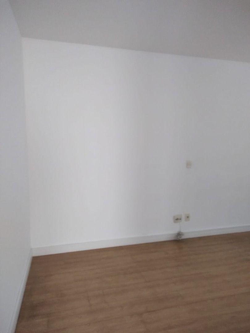 Apartamento para alugar com 3 quartos, 90m² - Foto 18