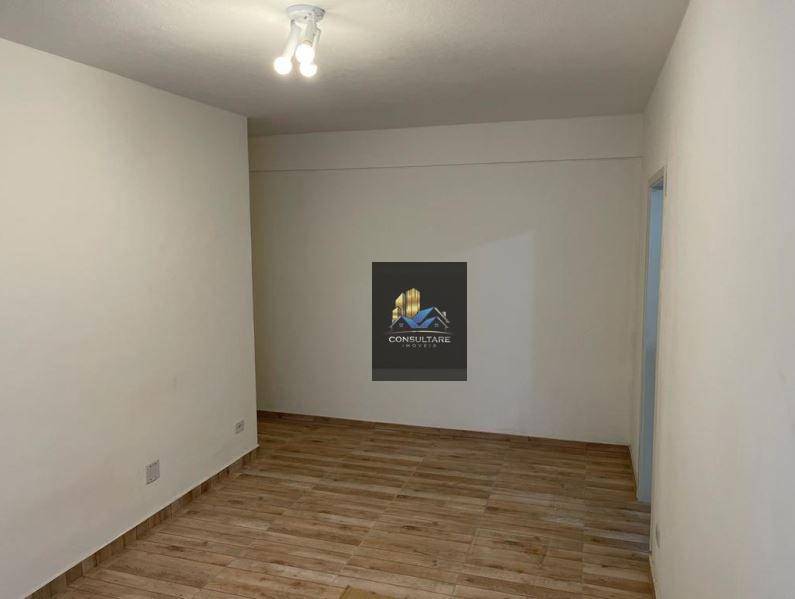 Apartamento à venda com 2 quartos, 67m² - Foto 2