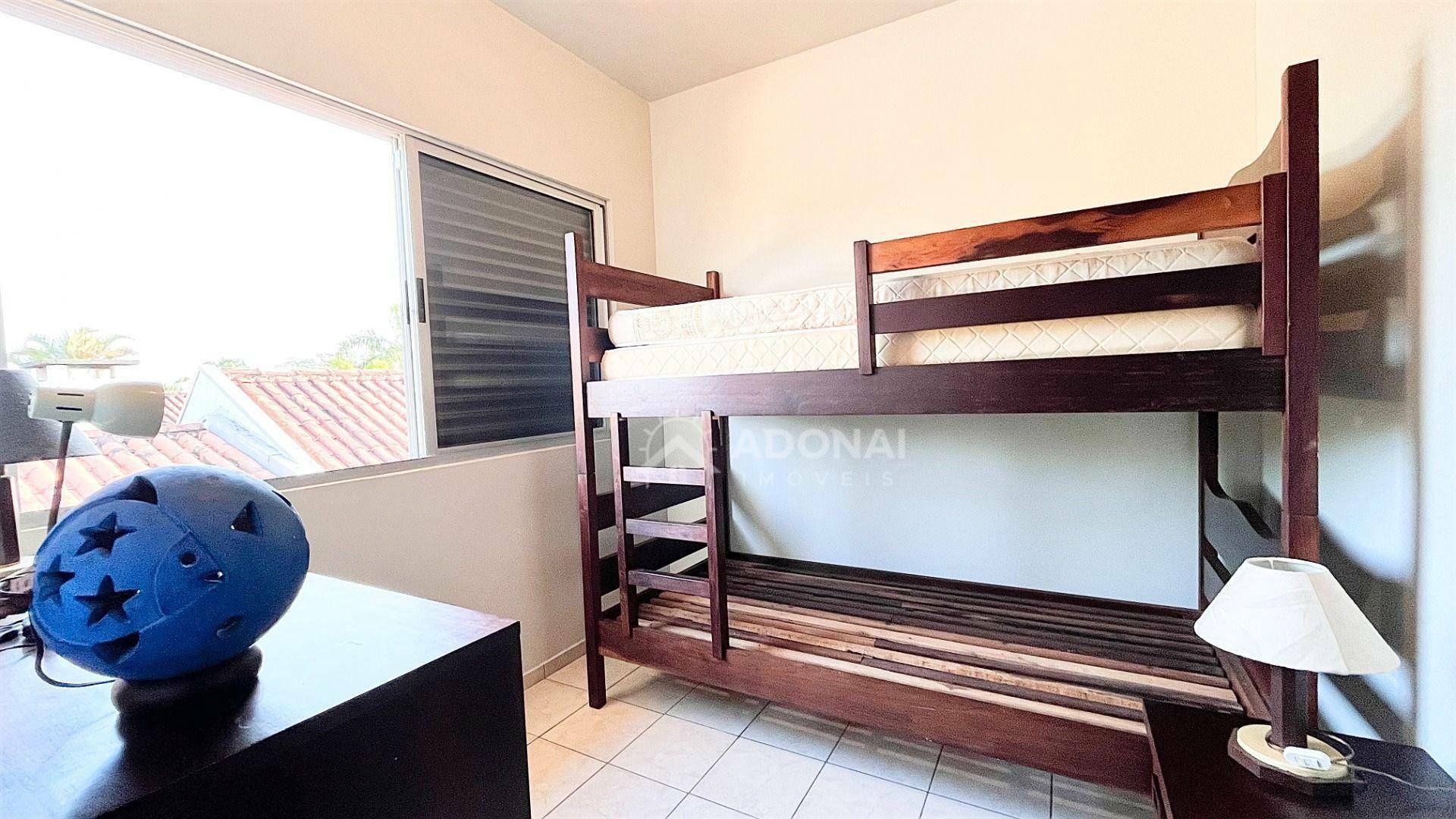 Casa à venda com 4 quartos, 270m² - Foto 32