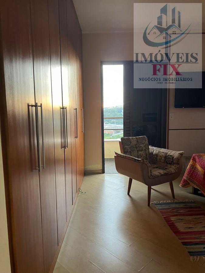 Apartamento à venda com 3 quartos, 198m² - Foto 16